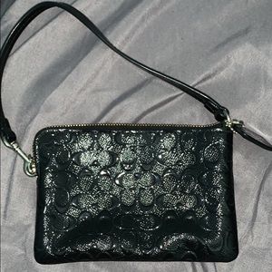 Coach Bags - Coach wristlet Coach Bags - Coach wristlet